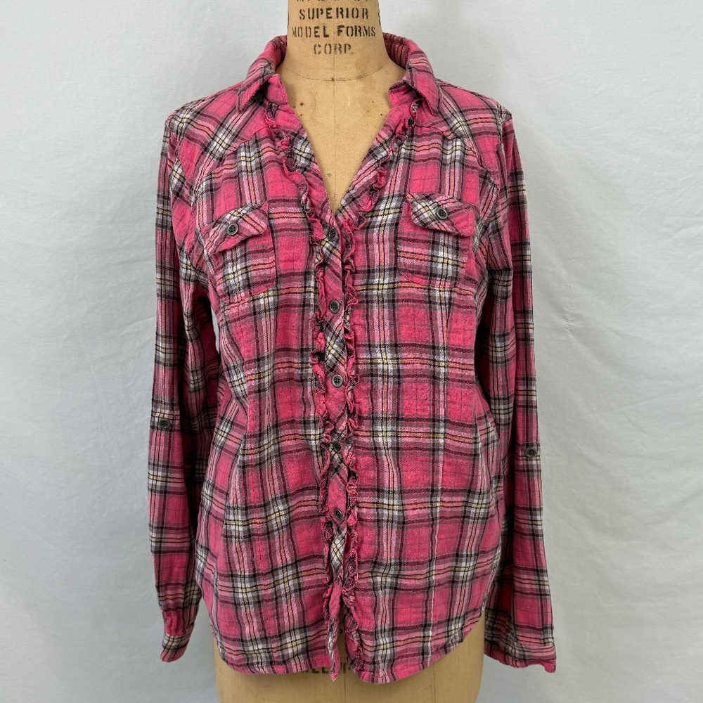 Maurices Pink/Black/White Plaid Flannel Long Sleeve Top Size 0/12  (A34)